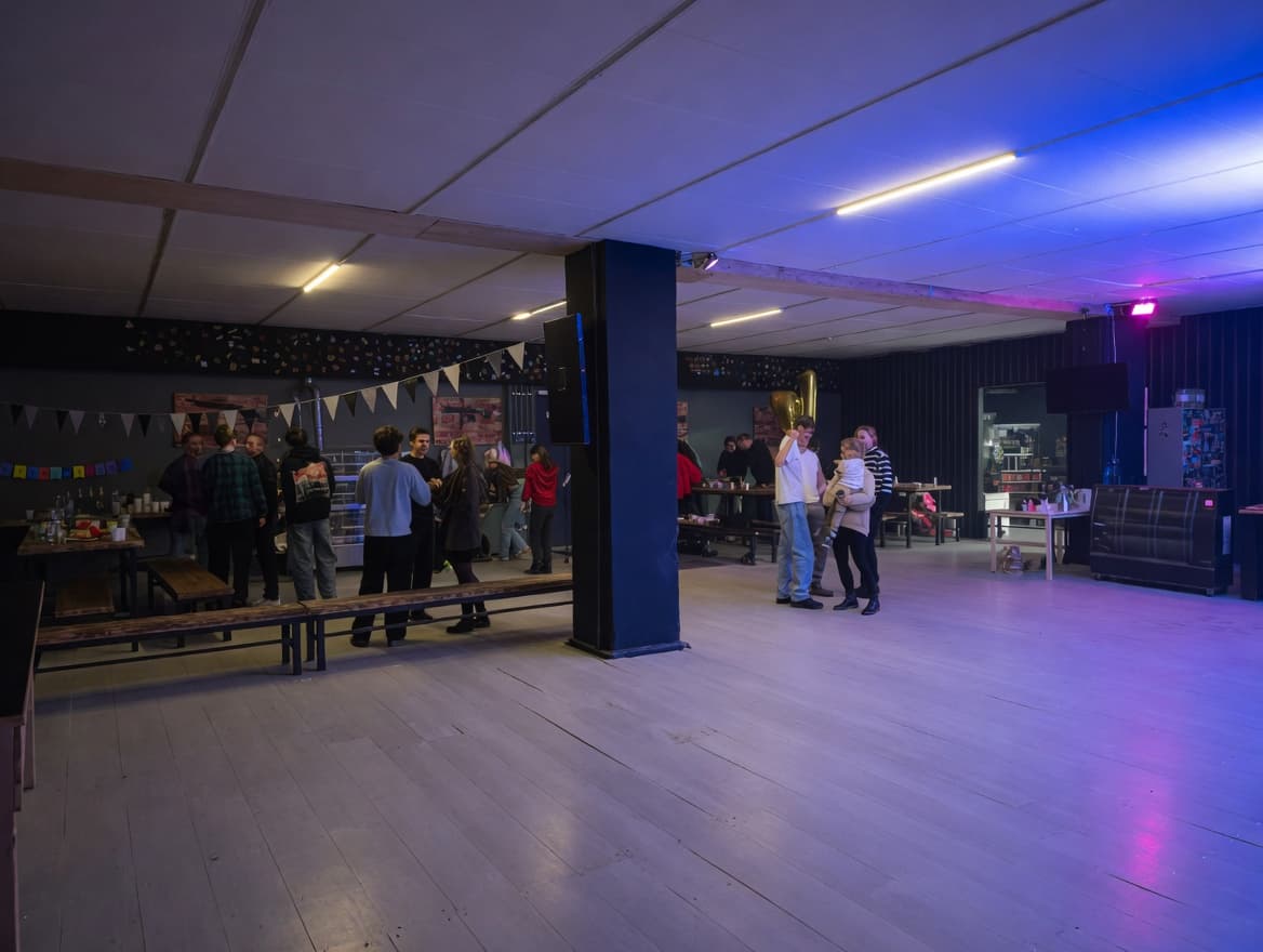 Party 2